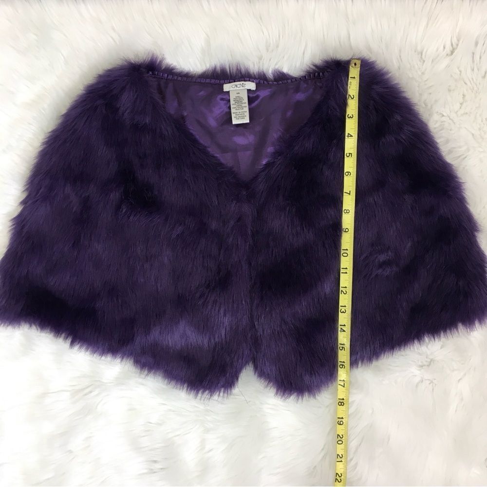 Cache Women's Purple Faux Fur Elegant Wrap Shrug Size S/M - Picture 9 of 10